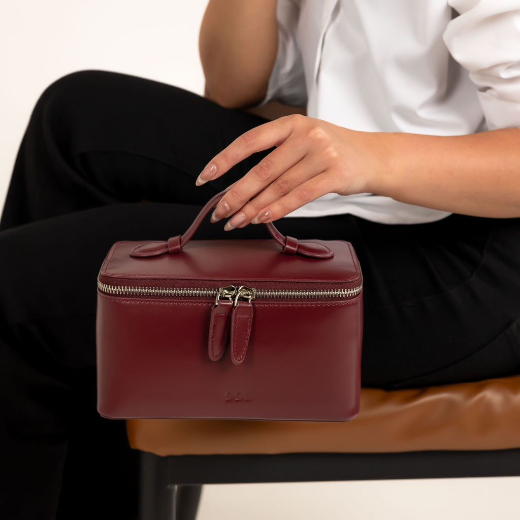 ARTISAN VANITY BAG
